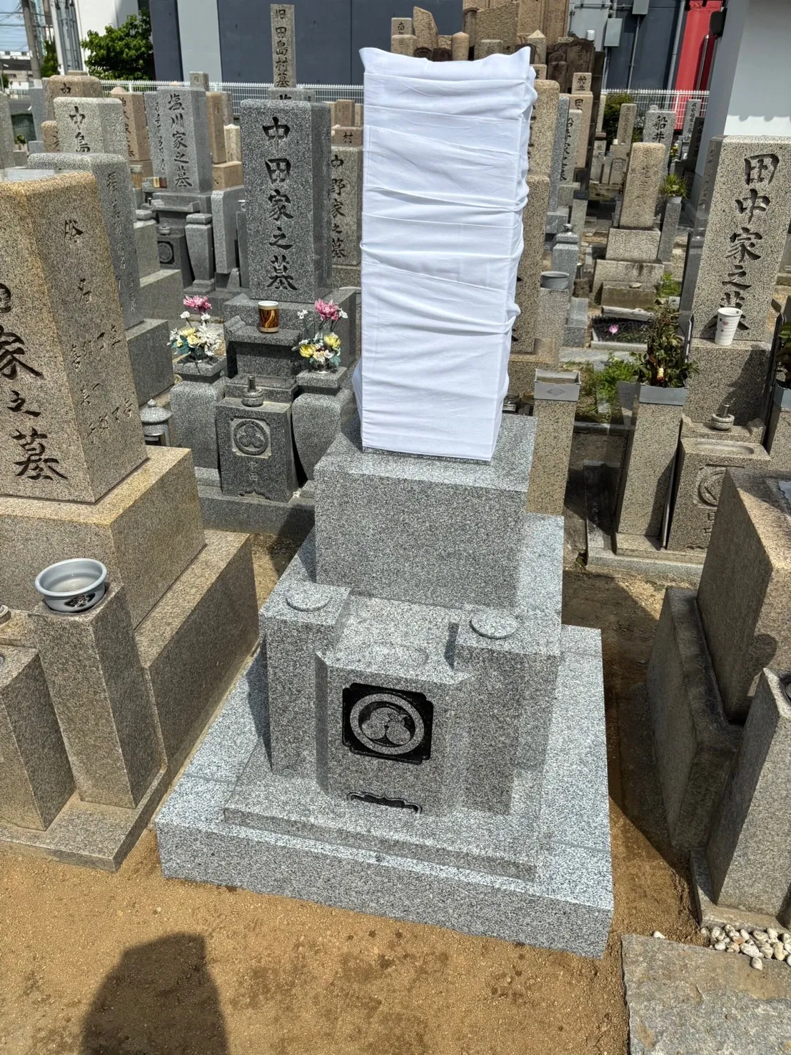 大阪市内の田島墓地で新規建墓の工事