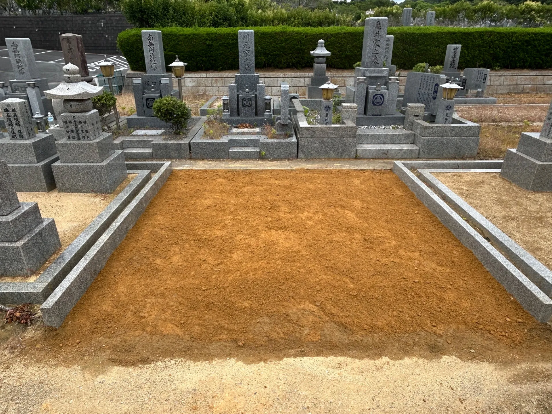 高安山霊園でお墓じまい
