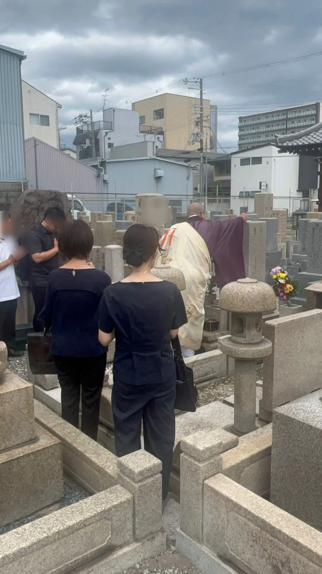 生野区　成恩寺さんで納骨式