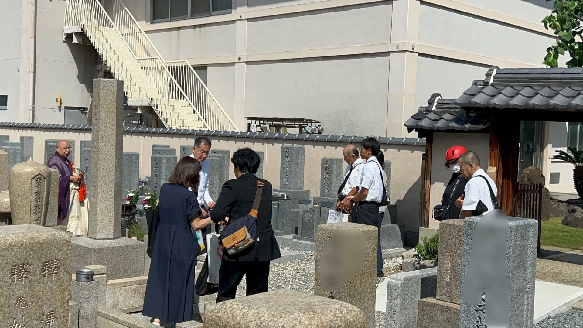 生野区　成恩寺さんで納骨式